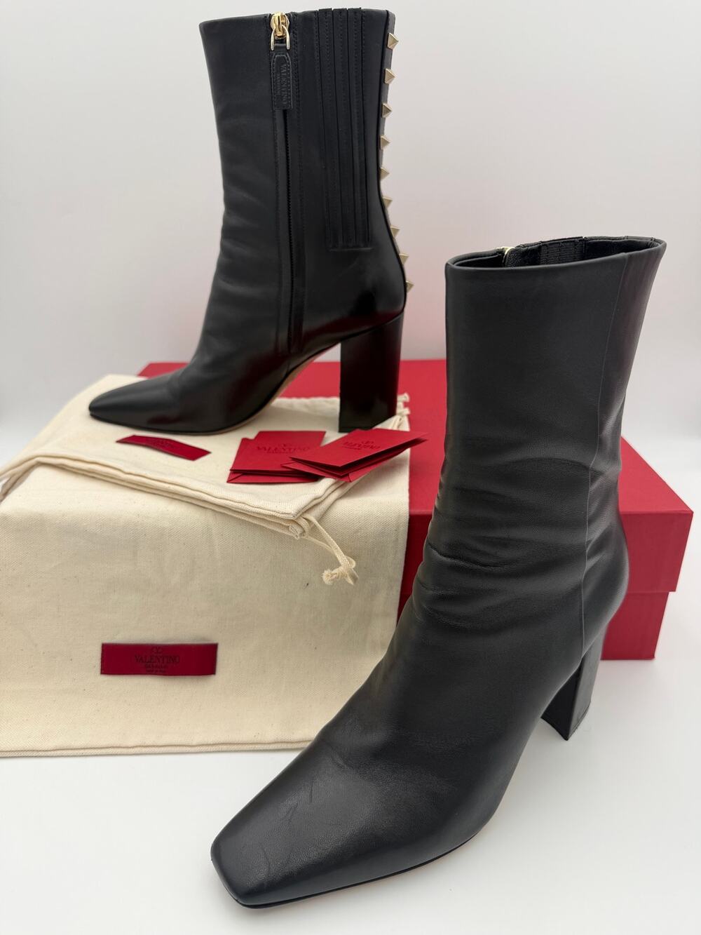 Valentino Rockstud Chisel Toe Boots Black Leather Size 37.5 / 7.5 Block Heel